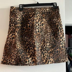 Cheetah Forever 21 Skirt NEW. Size L